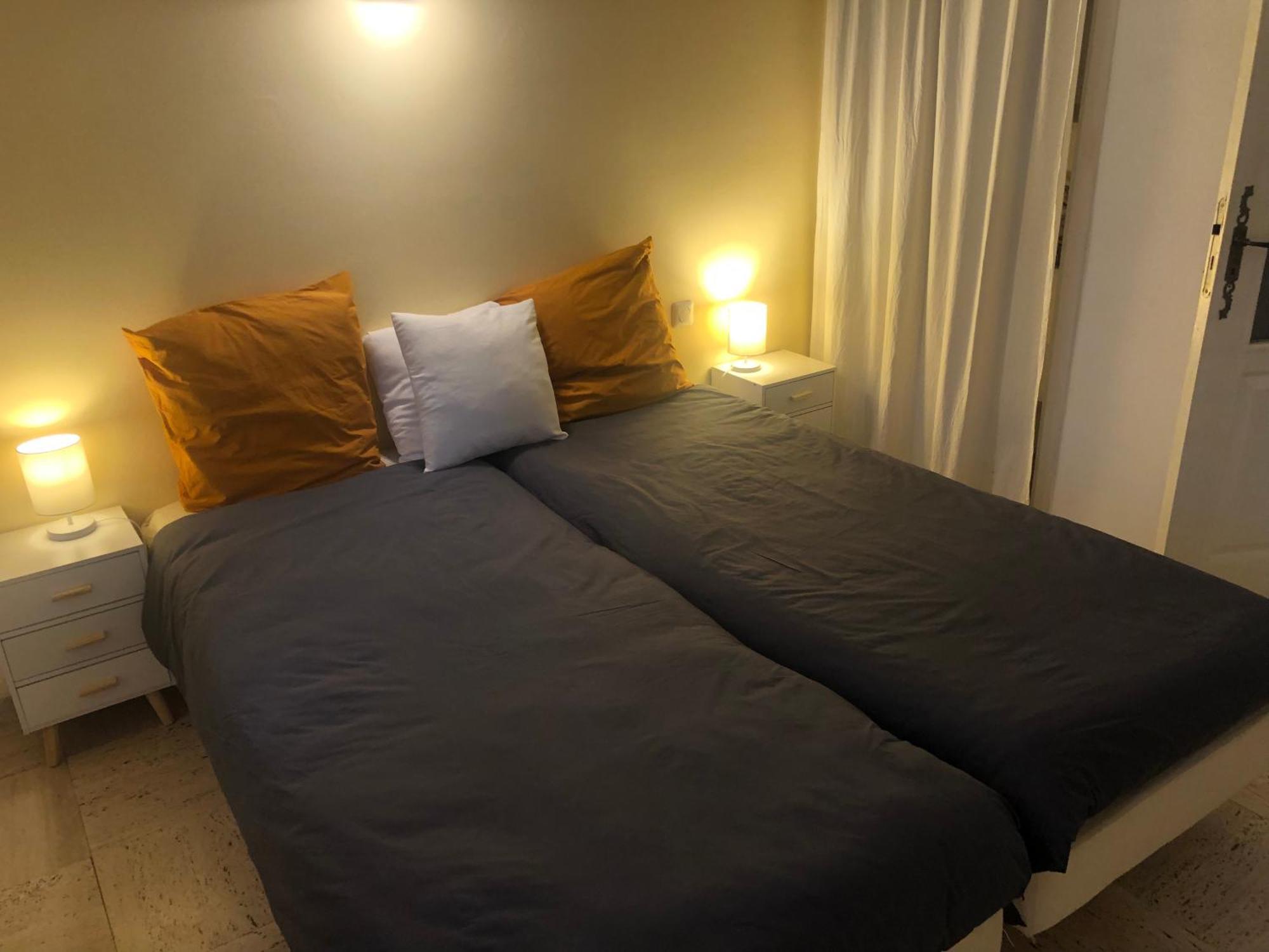Chambre Pratique Avec Wc Et Vasque Attenant Du Rucher Naturaile มงตาญัค ภายนอก รูปภาพ