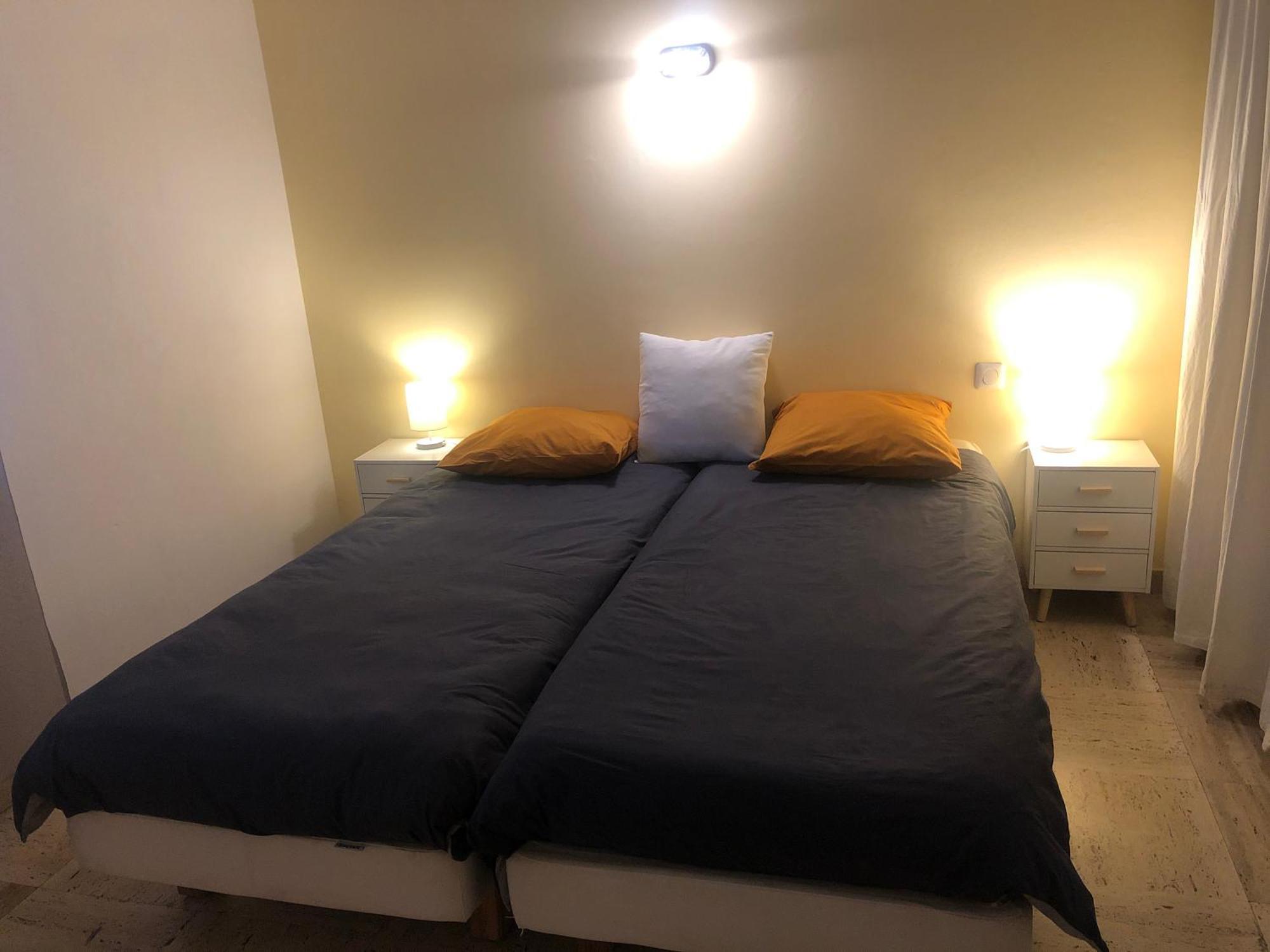 Chambre Pratique Avec Wc Et Vasque Attenant Du Rucher Naturaile มงตาญัค ภายนอก รูปภาพ